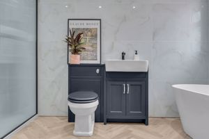 Photo 32- click for photo gallery